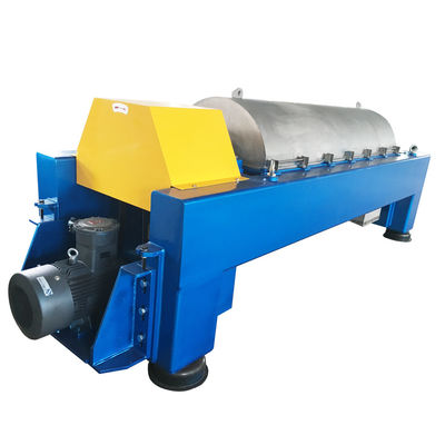 Hiệu suất cao Tiêu thụ năng lượng thấp Máy ly tâm Decanter tách tách bùn nước